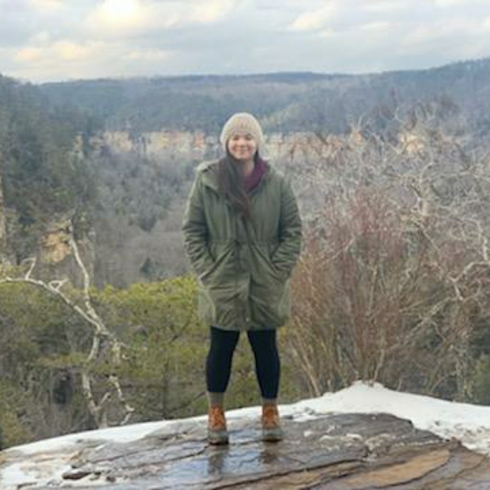 Meet your Posher, Celina